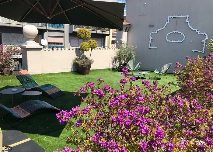 200 Rooms & Terrace